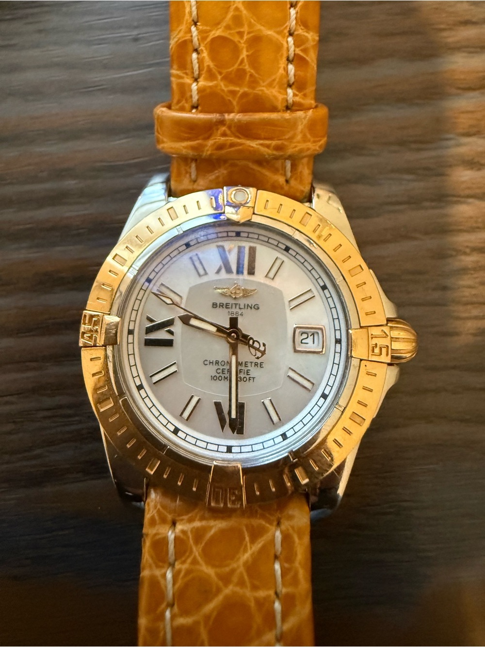 Breitling Cockpit Lady C71356 32mm Mother-of-Pearl SwissChronometer Luxury Watch